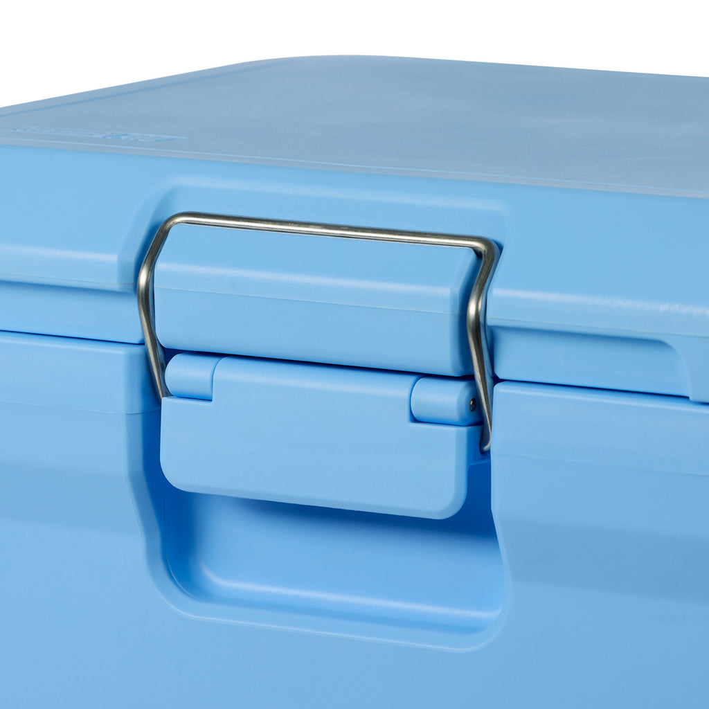 Coleman Pro 55-Quart Hard Cooler, Blue Sky